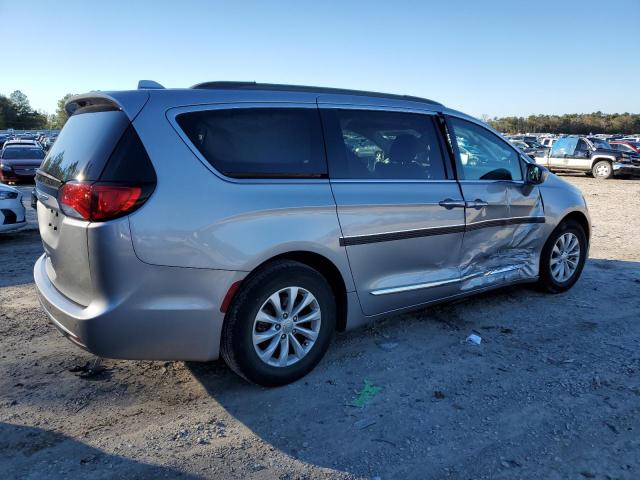 Photo 3 from auction – 2017 CHRYSLER PACIFICA T with VIN 2C4RC1BG2HR642283