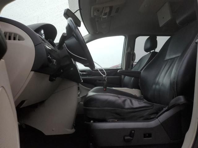Photo 7 from auction – 2013 CHRYSLER TOWN & COU with VIN 2C4RC1BG5DR744154