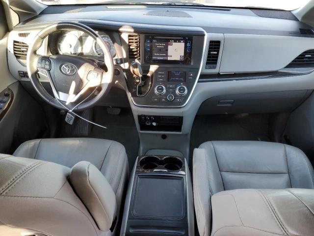 Photo 8 from auction – 2017 TOYOTA SIENNA XLE with VIN 5TDYZ3DC9HS832234