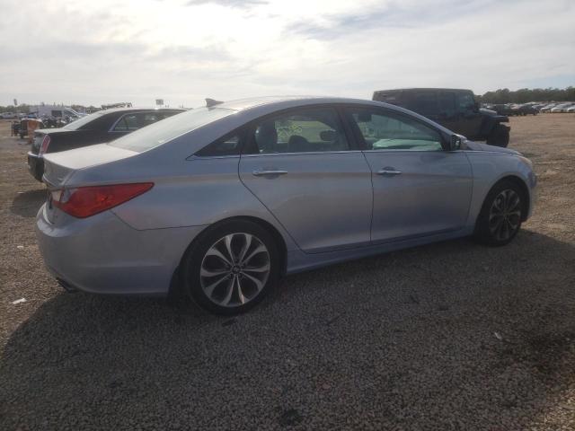 Photo 3 from auction – 2013 HYUNDAI SONATA SE with VIN 5NPEC4AB7DH593658