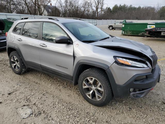 Photo 4 from auction – 2017 JEEP CHEROKEE T with VIN 1C4PJMBS3HD213563