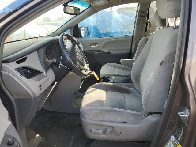 Photo 7 from auction – 2015 TOYOTA SIENNA LE with VIN 5TDKK3DC0FS685566