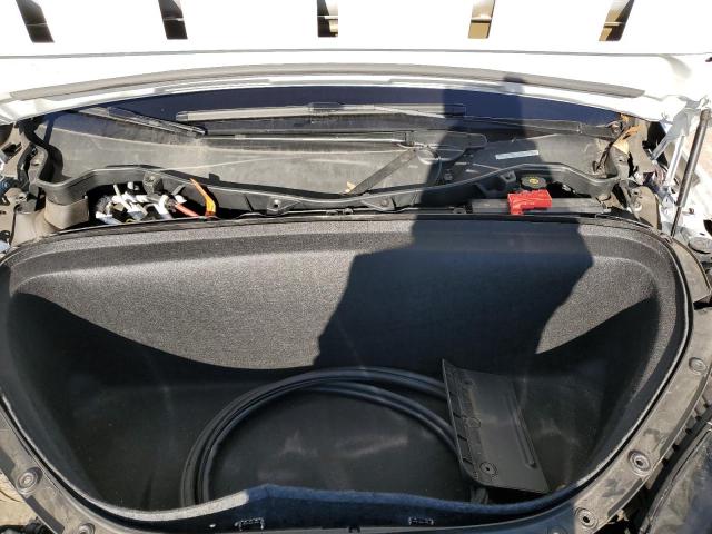 Photo 12 from auction – 2018 TESLA MODEL X with VIN 5YJXCAE25JF119932