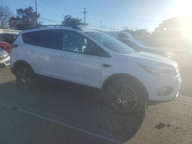 Photo 4 from auction – 2019 FORD ESCAPE SEL with VIN 1FMCU9HD7KUB85491