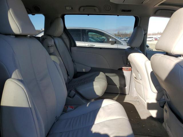 Photo 11 from auction – 2011 TOYOTA SIENNA XLE with VIN 5TDYK3DC9BS097296