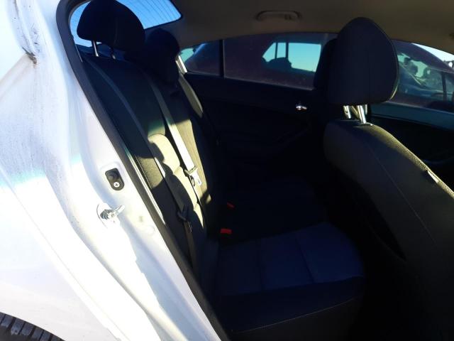 Photo 10 from auction – 2016 KIA FORTE EX with VIN KNAFX4A87G5522359