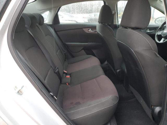 Photo 10 from auction – 2019 KIA FORTE FE with VIN 3KPF24AD0KE041204