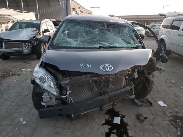 Photo 5 from auction – 2011 TOYOTA SIENNA LE with VIN 5TDKK3DC3BS063909