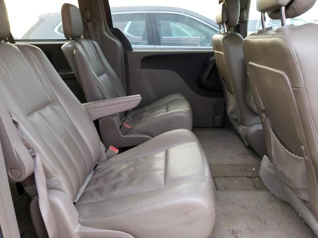 Photo 11 from auction – 2015 CHRYSLER TOWN & COU with VIN 2C4RC1BG6FR672870