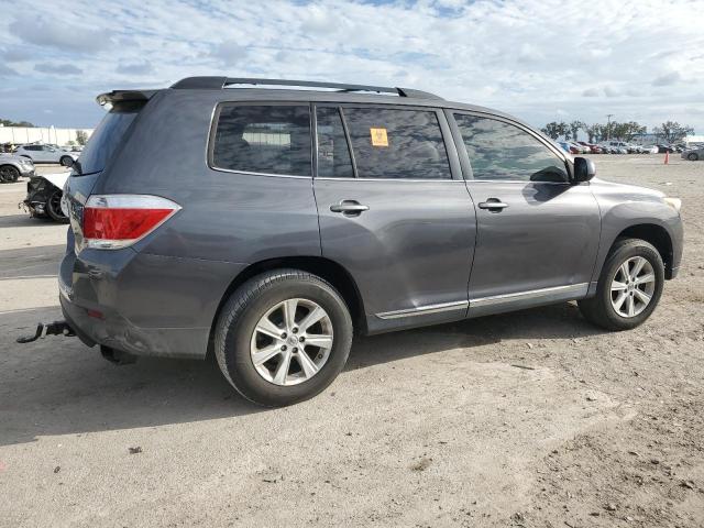 Photo 3 from auction – 2012 TOYOTA HIGHLANDER with VIN 5TDZK3EH3CS070384