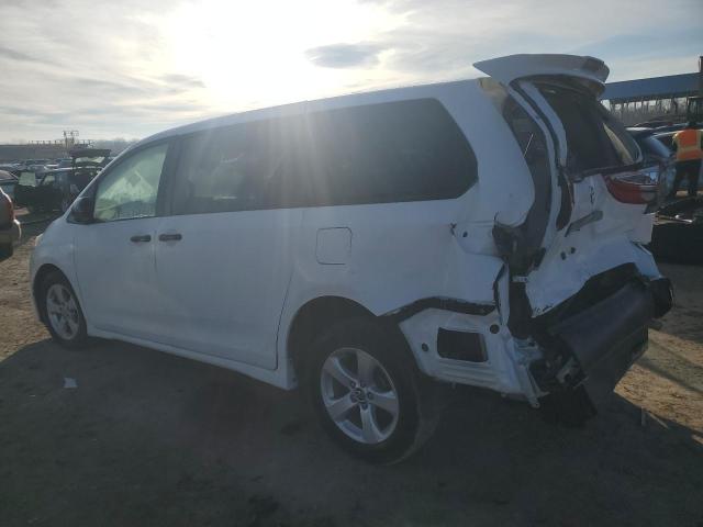 Photo 2 from auction – 2019 TOYOTA SIENNA with VIN 5TDZZ3DCXKS996572