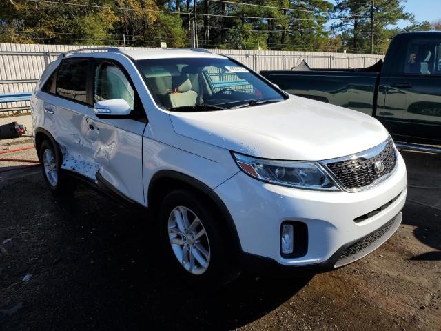 Photo 4 from auction – 2015 KIA SORENTO LX with VIN 5XYKT4A65FG624616