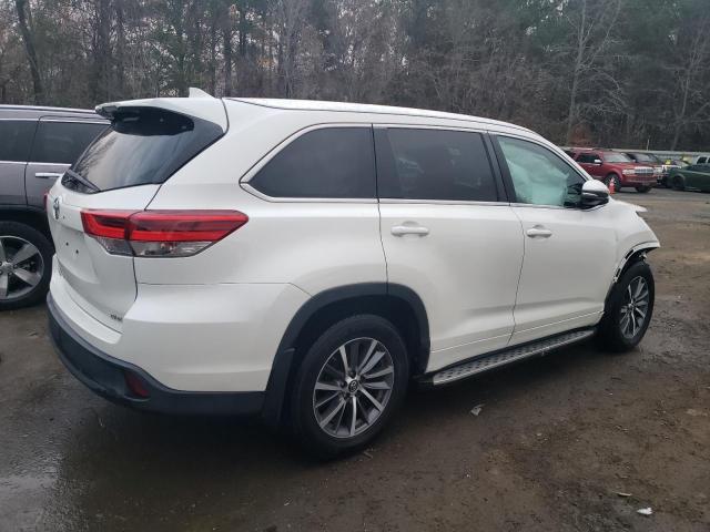 Photo 3 from auction – 2017 TOYOTA HIGHLANDER with VIN 5TDKZRFH7HS515781