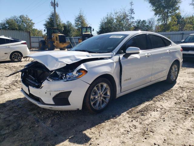 FORD FUSION SE 2019 with VIN 3FA6P0LU7KR225755 - Photo from auction