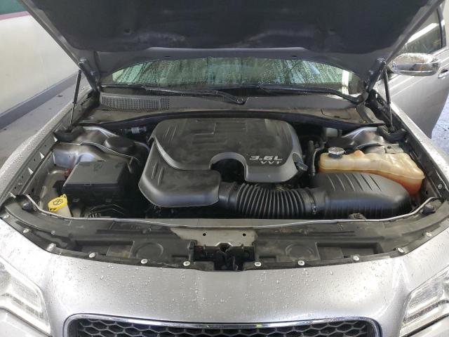 Photo 11 from auction – 2016 CHRYSLER 300C with VIN 2C3CCAEG1GH334175
