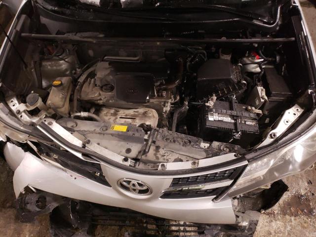 Photo 11 from auction – 2013 TOYOTA RAV4 LE with VIN 2T3BFREV4DW052703