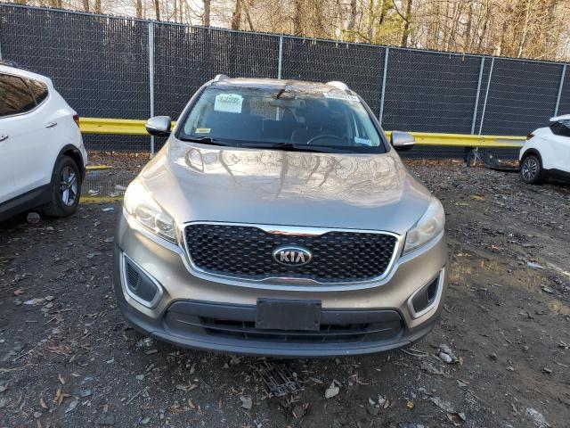 Photo 5 from auction – 2017 KIA SORENTO LX with VIN 5XYPG4A35HG294849