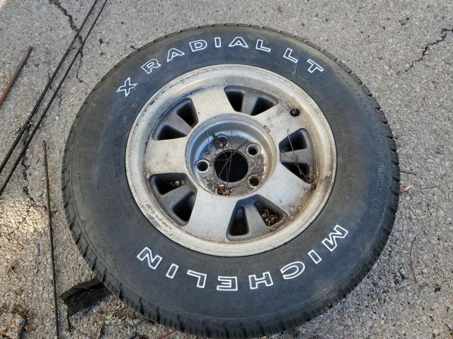 Photo 12 from auction – 1997 GMC SIERRA C15 with VIN 2GTEC19R1V1555684