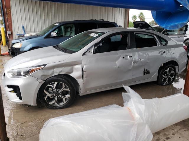 KIA FORTE FE 2021 with VIN 3KPF24AD2ME389850 - Photo from auction