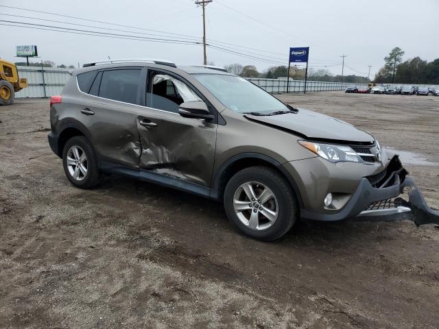 Photo 4 from auction – 2015 TOYOTA RAV4 XLE with VIN 2T3WFREV0FW186306