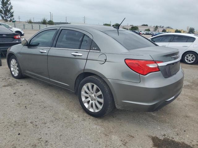 Photo 2 from auction – 2013 CHRYSLER 200 LIMITE with VIN 1C3CCBCGXDN654672