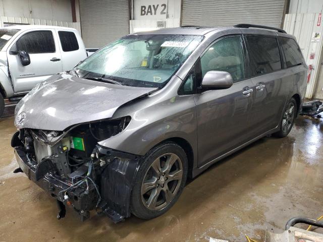 TOYOTA SIENNA SE 2017 with VIN 5TDXZ3DC1HS868298 - Photo from auction