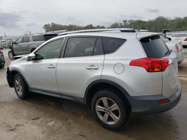 Photo 2 from auction – 2015 TOYOTA RAV4 XLE with VIN JTMWFREV8FD069425