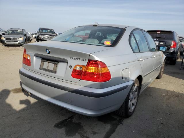 Photo 3 from auction – 2005 BMW 325 XI with VIN WBAEU33445PR16637
