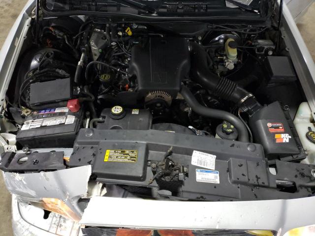 Photo 11 from auction – 2003 FORD CROWN VICT with VIN 2FAFP74WX3X177762