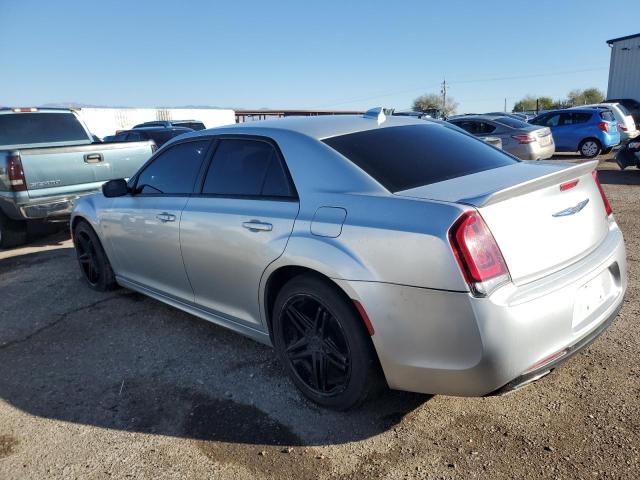 صورة رقم 2 من المزاد - 2017 CHRYSLER 300 مع VIN 2C3CCABG3HH639120