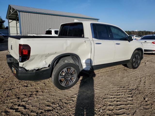Photo 3 from auction – 2017 HONDA RIDGELINE with VIN 5FPYK3F76HB010782