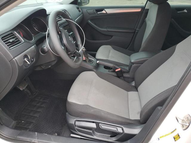 Photo 7 from auction – 2017 VOLKSWAGEN JETTA S with VIN 3VW2B7AJ0HM370583