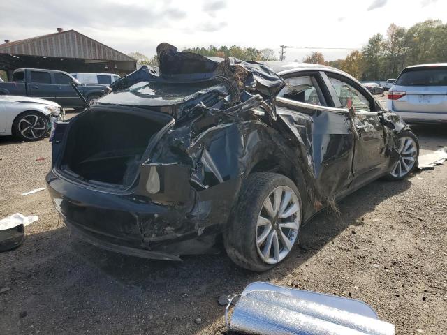Photo 3 from auction – 2018 TESLA MODEL 3 with VIN 5YJ3E1EB0JF186804