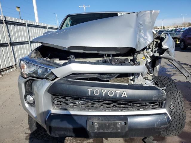 Photo 5 from auction – 2019 TOYOTA 4RUNNER SR with VIN JTEBU5JR0K5634949