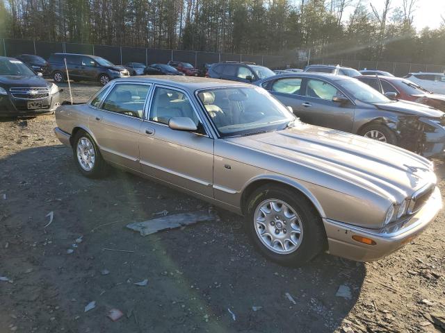 صورة رقم 4 من المزاد - 2003 JAGUAR XJ8 مع VIN SAJDA14C93LF51723
