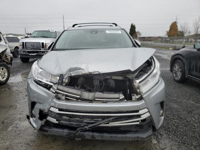 Photo 5 from auction – 2017 TOYOTA HIGHLANDER with VIN 5TDJZRFH7HS518370