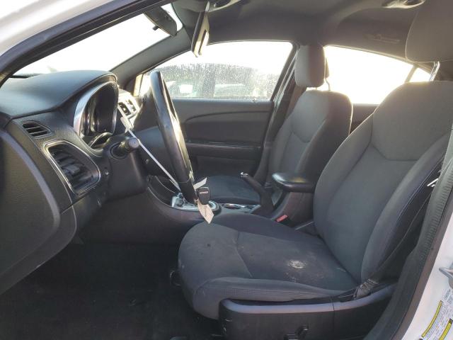 Photo 7 from auction – 2014 CHRYSLER 200 TOURIN with VIN 1C3CCBBB4EN100938