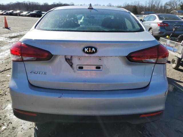 Photo 6 from auction – 2018 KIA FORTE LX with VIN 3KPFK4A76JE259642