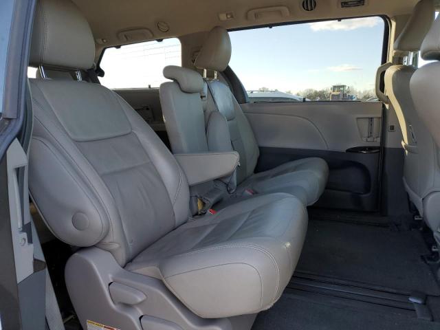 Photo 11 from auction – 2017 TOYOTA SIENNA XLE with VIN 5TDYZ3DC9HS832234