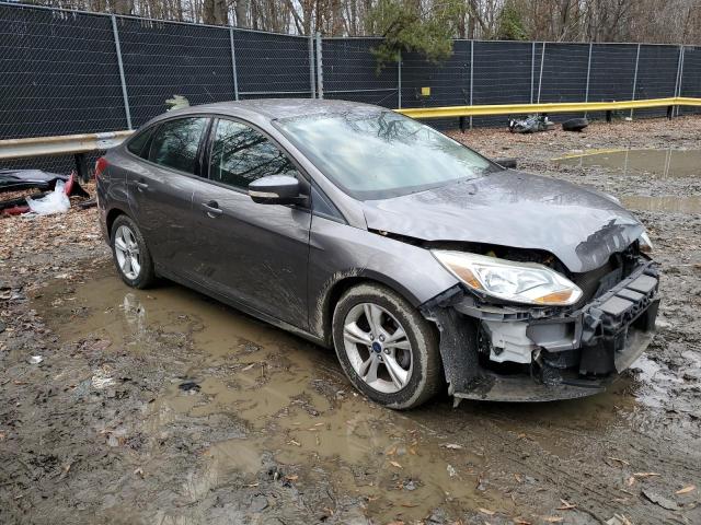 Foto 4 de la subasta – 2014 FORD FOCUS SE con VIN 1FADP3F21EL448220