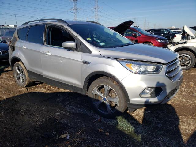 Photo 4 from auction – 2017 FORD ESCAPE SE with VIN 1FMCU9GD1HUC77352