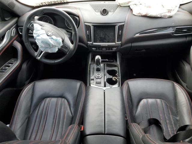 Photo 8 from auction – 2017 MASERATI LEVANTE with VIN ZN661XUA0HX210649