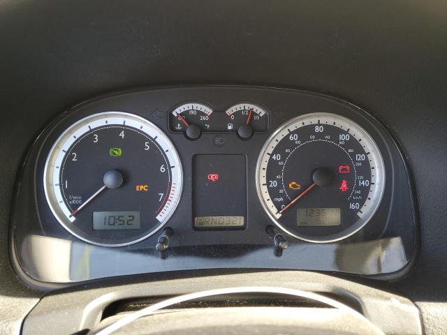 Photo 9 from auction – 2004 VOLKSWAGEN JETTA GLS with VIN 3VWSA69M74M103480