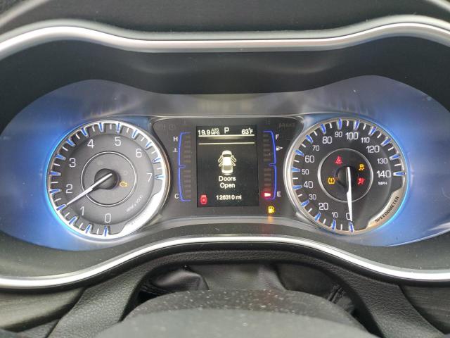 Photo 9 from auction – 2015 CHRYSLER 200 LIMITE with VIN 1C3CCCAB0FN553172