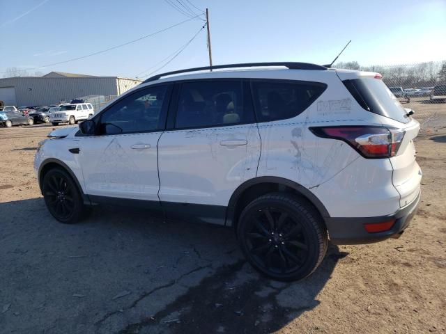 Photo 2 from auction – 2017 FORD ESCAPE SE with VIN 1FMCU9GD5HUD48181