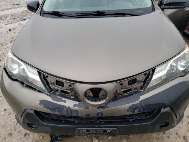 Photo 11 from auction – 2015 TOYOTA RAV4 LE with VIN JTMBFREV9FD099158