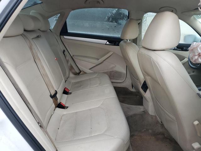 Photo 10 from auction – 2013 VOLKSWAGEN PASSAT with VIN 1VWBP7A37DC035092