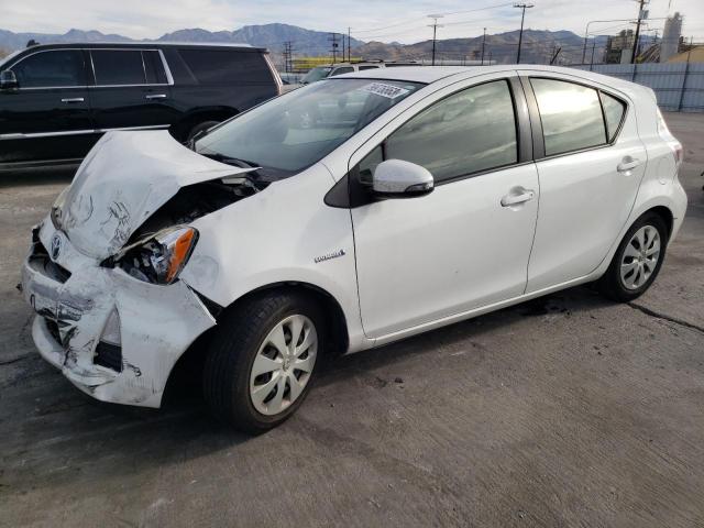 TOYOTA PRIUS C 2014 with VIN JTDKDTB31E1567132 - Photo from auction