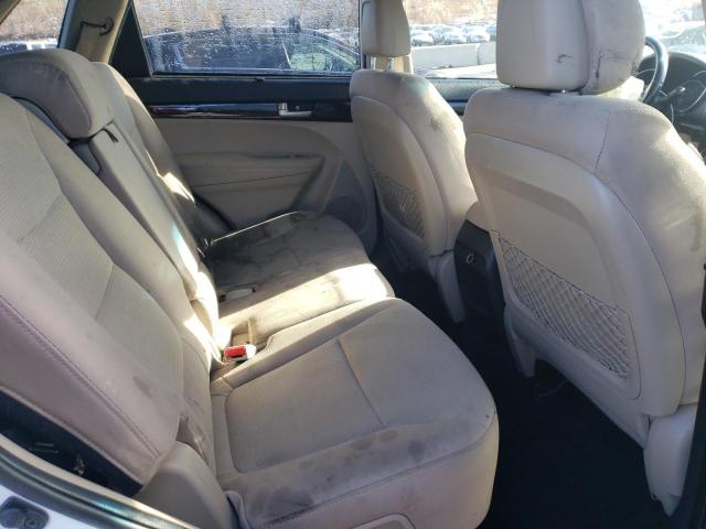 Photo 11 from auction – 2014 KIA SORENTO LX with VIN 5XYKTCA68EG465275
