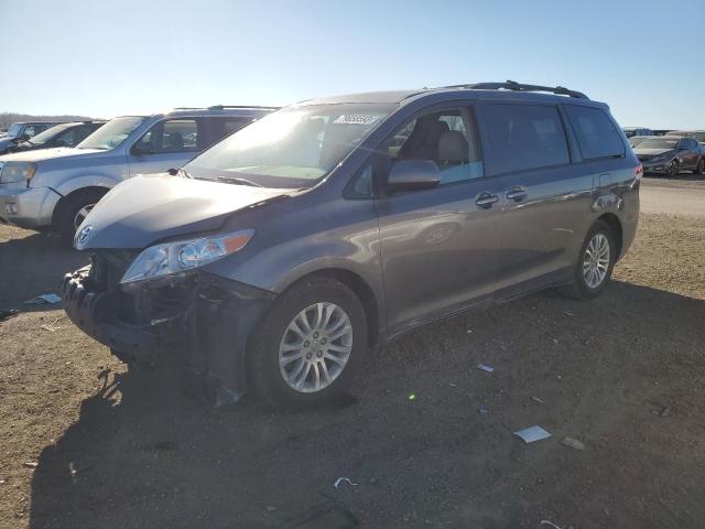 TOYOTA SIENNA XLE 2011 with VIN 5TDYK3DC9BS097296 - Photo from auction